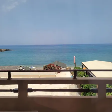 Vasiliki Apartments Platanias  Room photo