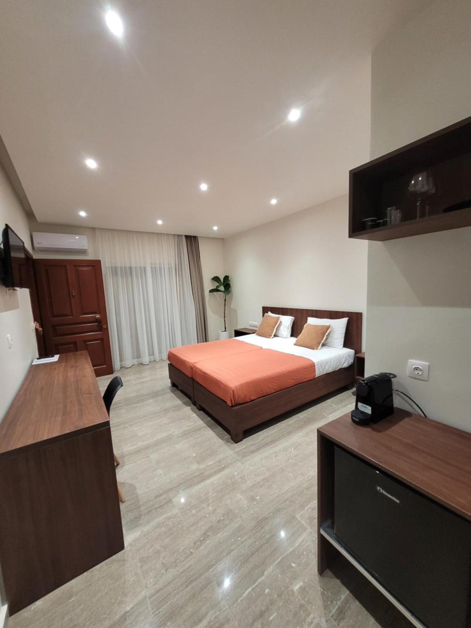 Vasiliki Apartment Platanias (Crete)